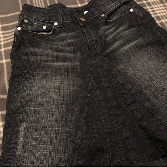 Unique Black Jean Mermaid Flare Skirt Diamanté Accents on back pockets Size 5 - Picture 6 of 16